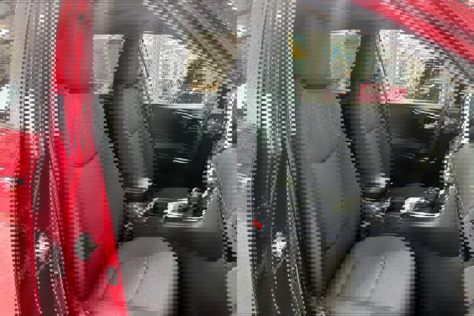 Used 2023 Toyota RAV4 XLE image 7