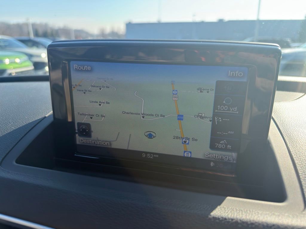 Used 2018 Audi Q3 2.0T Premium Plus w/ Premium Plus Package image 27