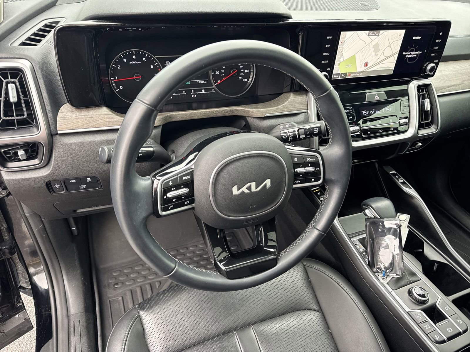 Used 2023 Kia Sorento EX w/ Panoramic Sunroof Package image 18