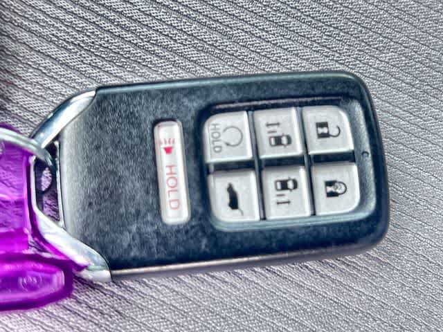 Certified 2024 Honda Odyssey EX image 21