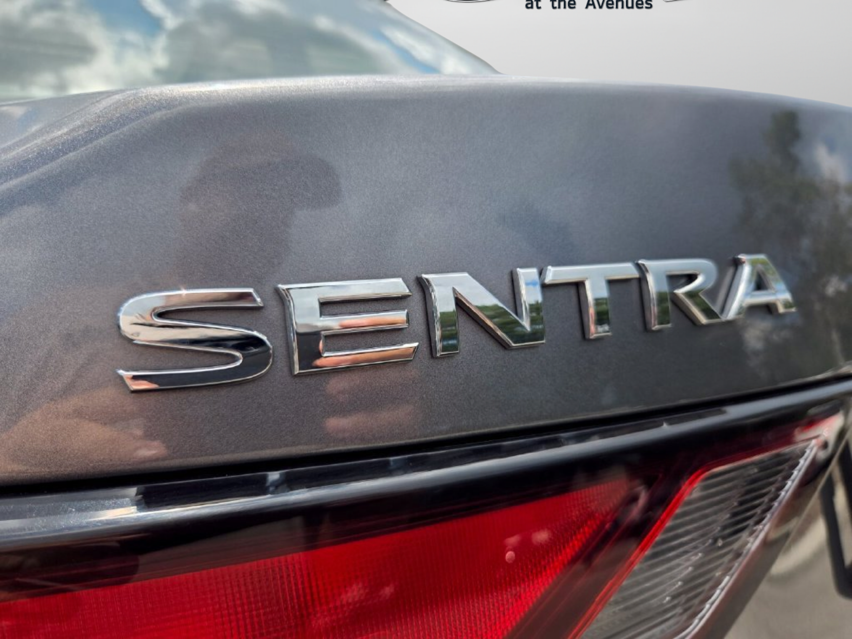 Used 2024 Nissan Sentra SV FWD image 30