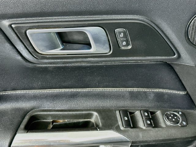Used 2022 Ford Mustang Premium RWD image 21