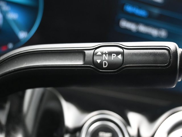 Used 2023 Mercedes-Benz GLA 250 4MATIC w/ Premium Package image 28