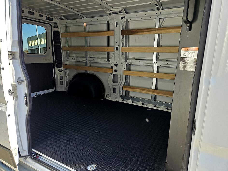 Used 2023 RAM ProMaster 2500 image 11