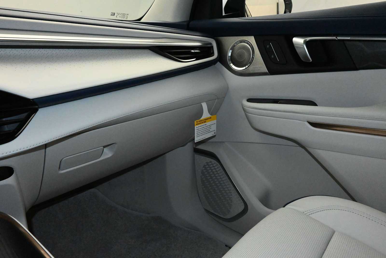 New 2026 Buick Enclave Avenir w/ Super Cruise Package AWD/4WD image 21