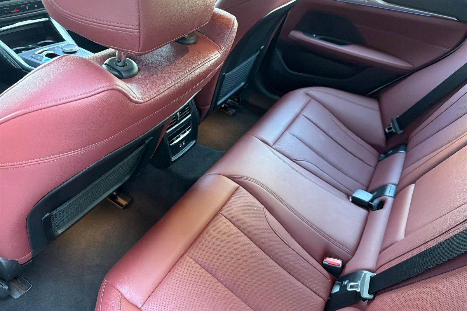 Used 2024 BMW i4 eDrive40 w/ M Sport Package image 15