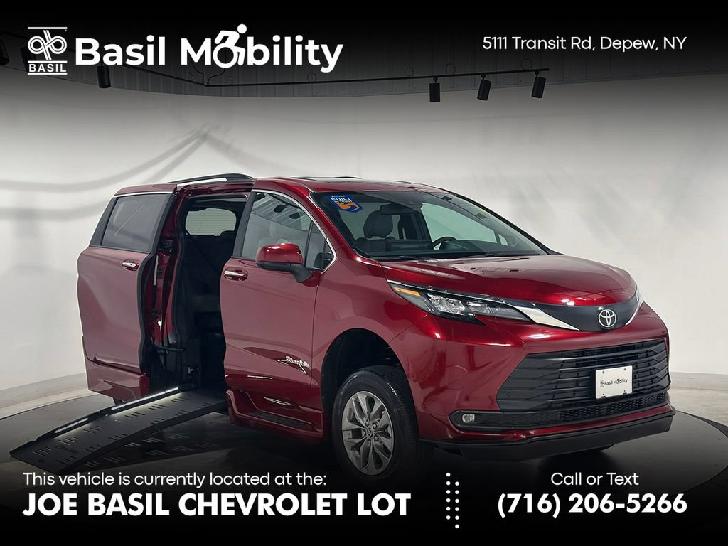 Used 2026 Toyota Sienna XLE