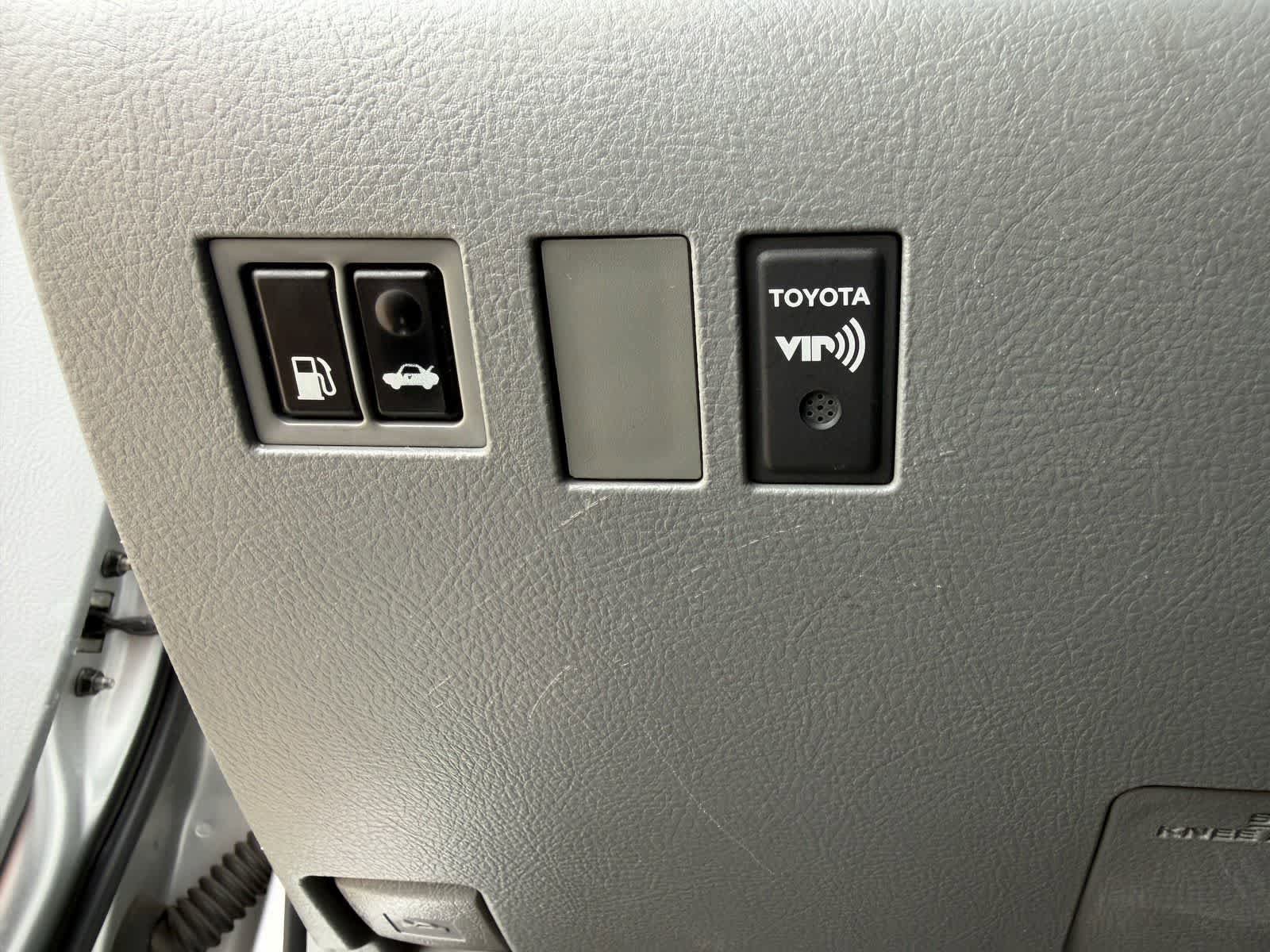 Used 2008 Toyota Avalon XLS FWD image 17