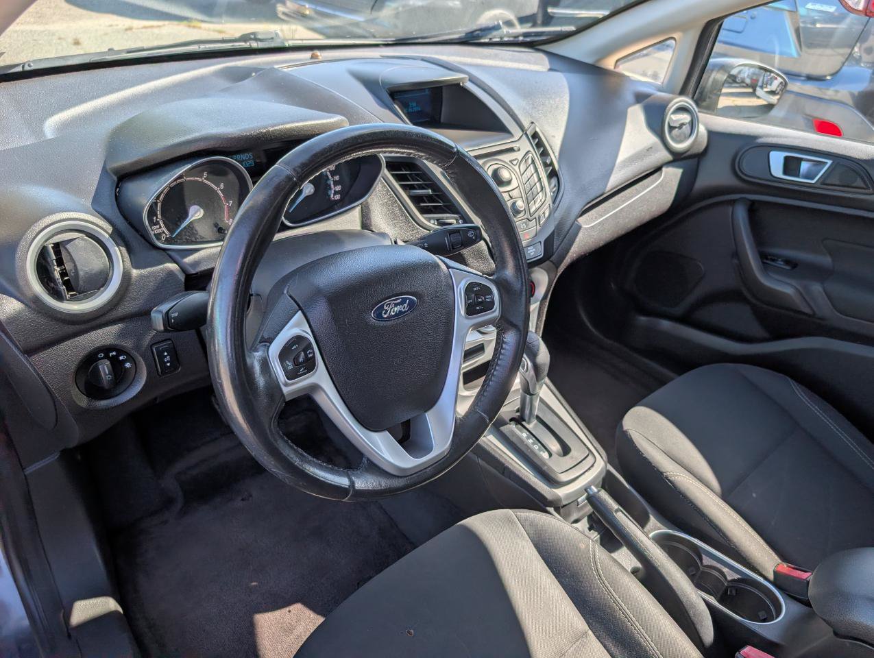 Used 2015 Ford Fiesta SE FWD image 16