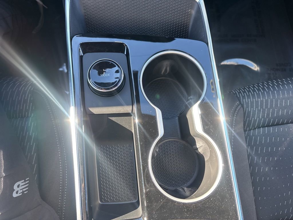 Used 2026 Chevrolet Equinox LT w/ Midnight Edition image 29