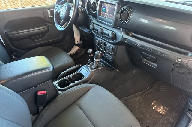 Used 2021 Jeep Wrangler Unlimited Sport AWD/4WD image 16