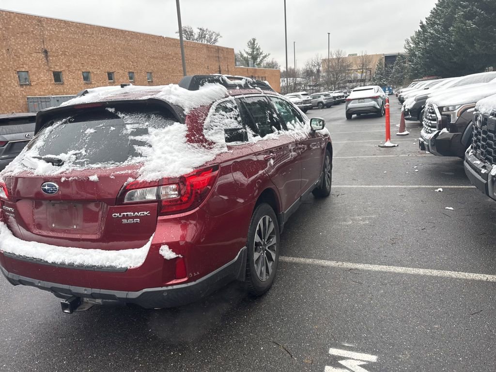 Used 2017 Subaru Outback 3.6R Limited image 5