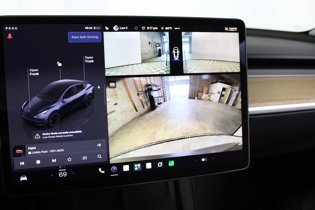 Used 2024 Tesla Model Y Performance AWD/4WD image 24