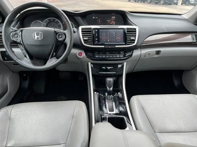Used 2016 Honda Accord EX-L video 3