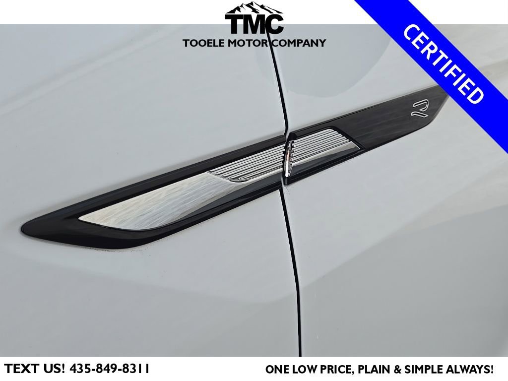 Used 2022 Volkswagen Tiguan SE R-Line image 10