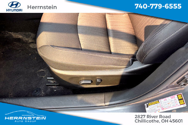 Used 2024 Nissan Altima 2.5 SV FWD image 9