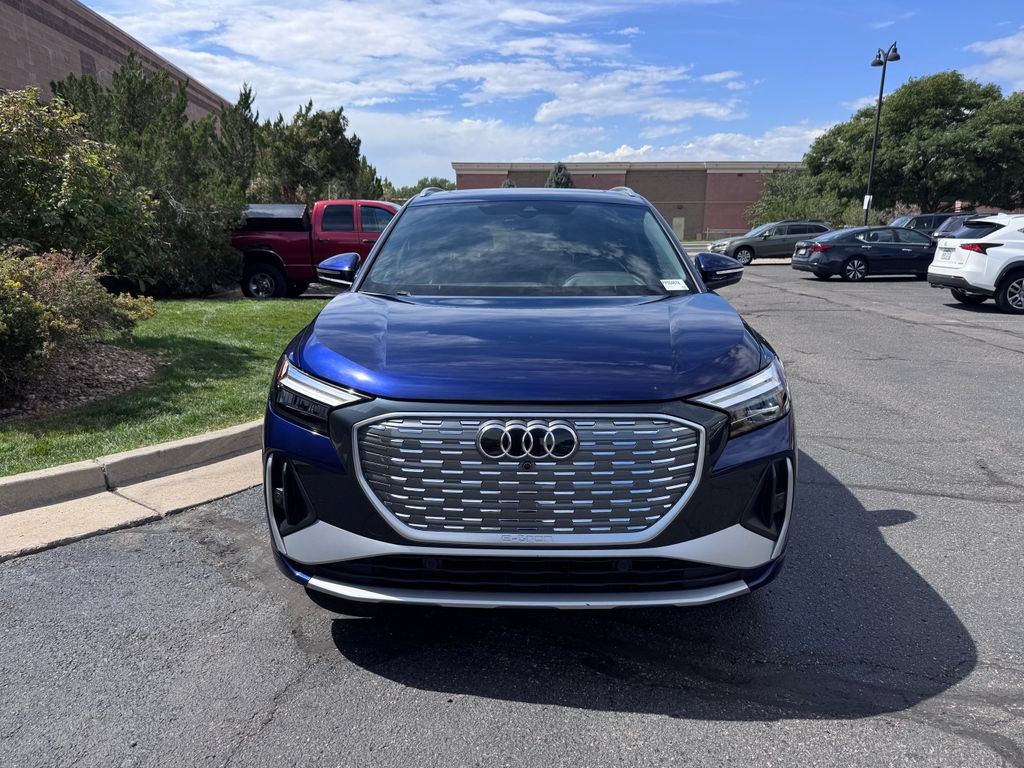 Used 2023 Audi Q4 e-tron Premium Plus w/ Premium Plus AWD/4WD image 3