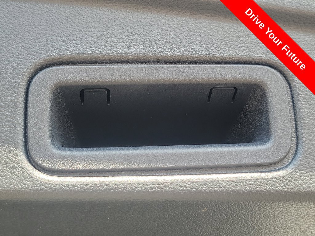 Used 2025 Nissan Pathfinder S FWD image 24