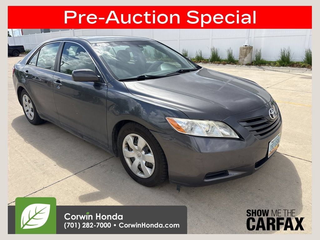 Used 2007 Toyota Camry LE FWD image 1
