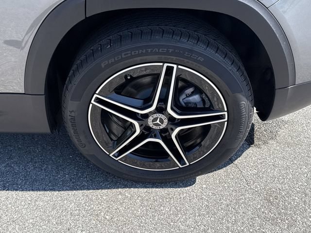 Used 2025 Mercedes-Benz GLB 250 image 30