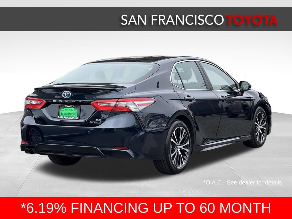 Certified 2018 Toyota Camry SE FWD image 5