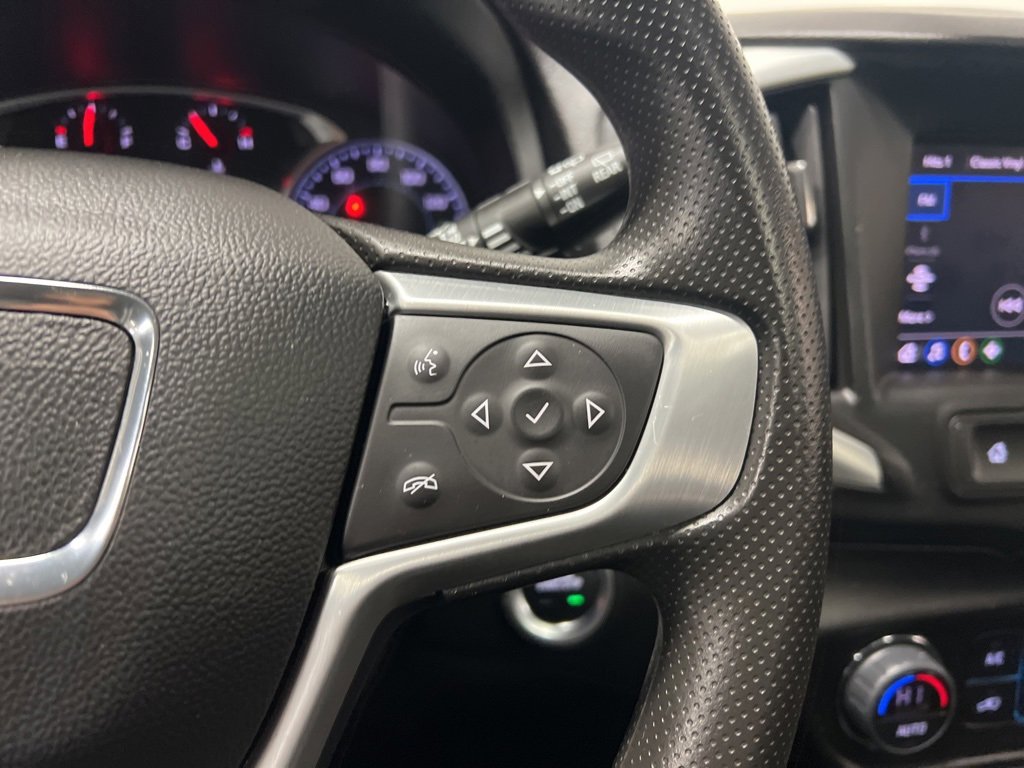 Certified 2022 GMC Terrain SLE w/ Driver Convenience Package image 17