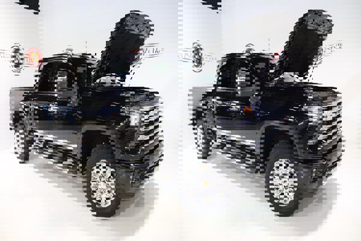 Used 2025 Chevrolet Silverado 2500 High Country w/ Technology Package image 35