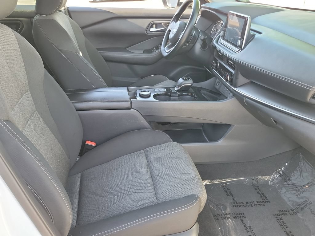 Used 2024 Nissan Rogue SV AWD/4WD image 20