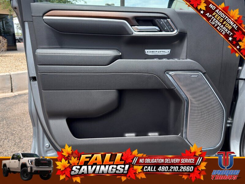 Used 2025 GMC Sierra 1500 Denali w/ Technology Package AWD/4WD image 16