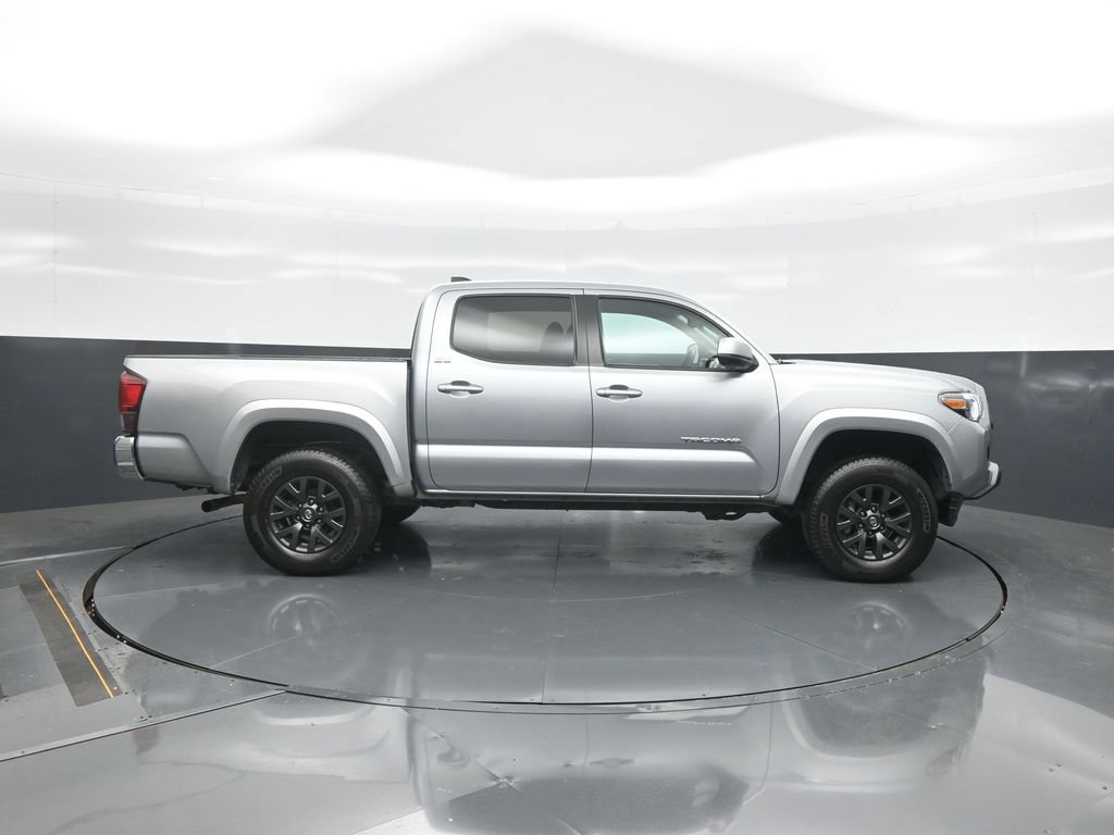 Used 2023 Toyota Tacoma SR5 AWD/4WD image 8