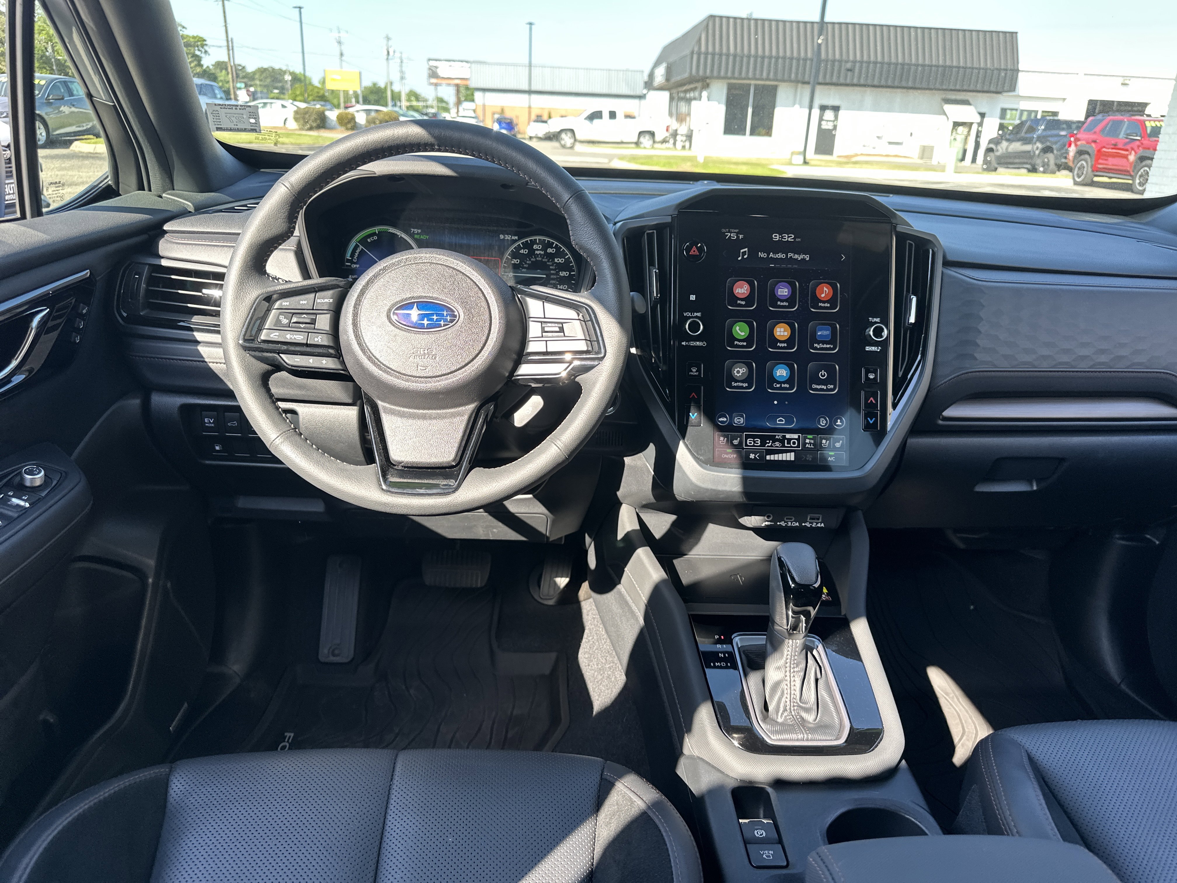 Used 2025 Subaru Forester Touring w/ Touring Package AWD/4WD image 15