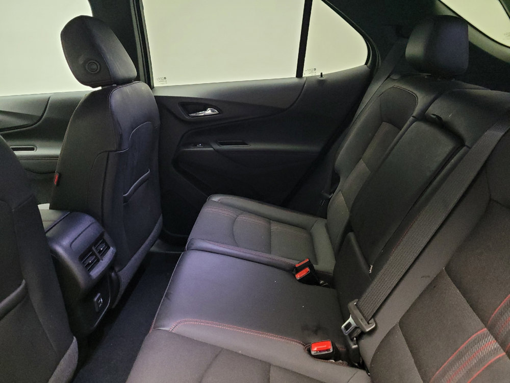 Used 2022 Chevrolet Equinox RS w/ LPO, Floor Liner Package image 18