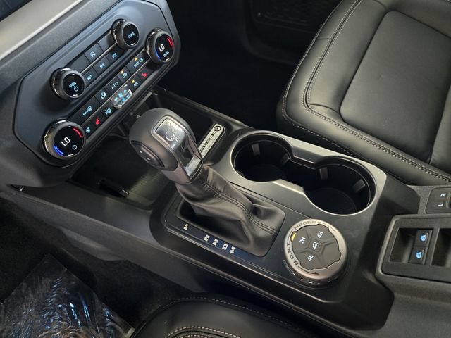 New 2026 Ford Bronco Outer Banks AWD/4WD image 16