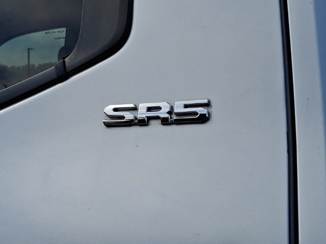 Certified 2022 Toyota Tundra SR5 AWD/4WD image 31
