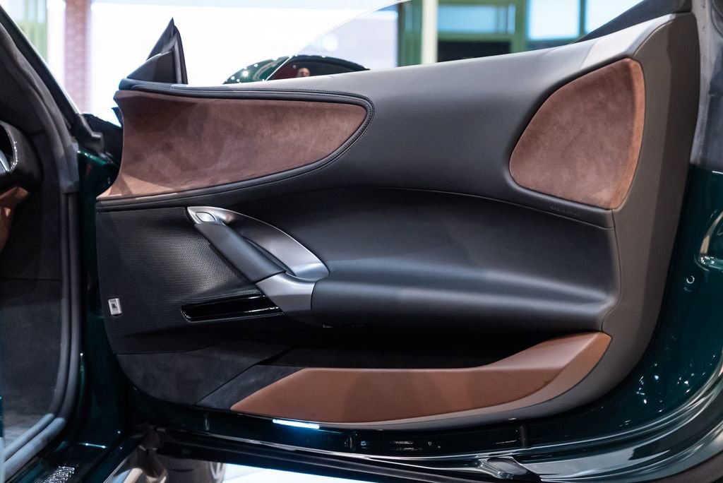 Certified 2022 Ferrari SF90 Spider AWD/4WD image 43