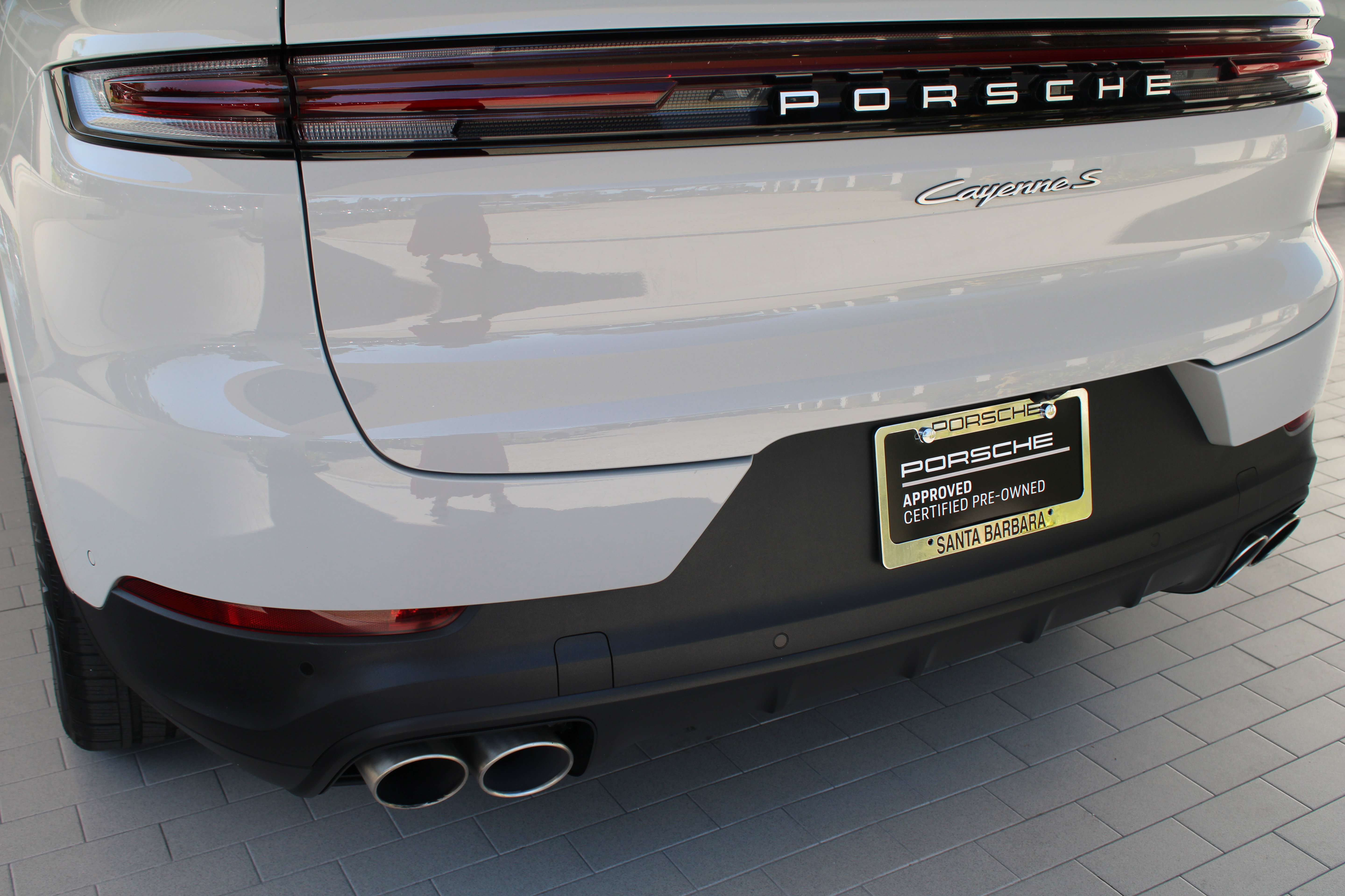 Certified 2025 Porsche Cayenne S AWD/4WD image 13