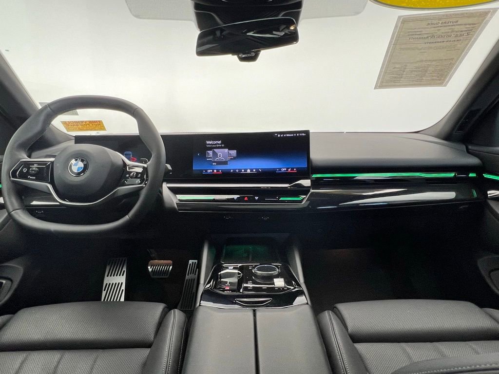 Certified 2024 BMW 530i w/ Premium Package RWD image 10