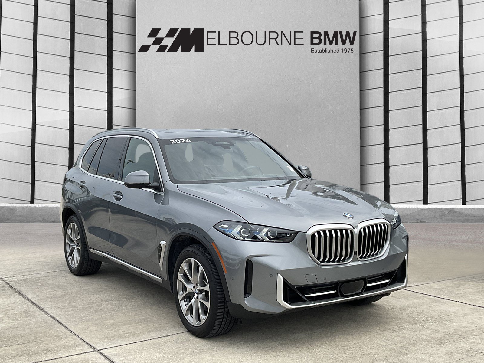 Used 2024 BMW X5 xDrive40i w/ Premium Package