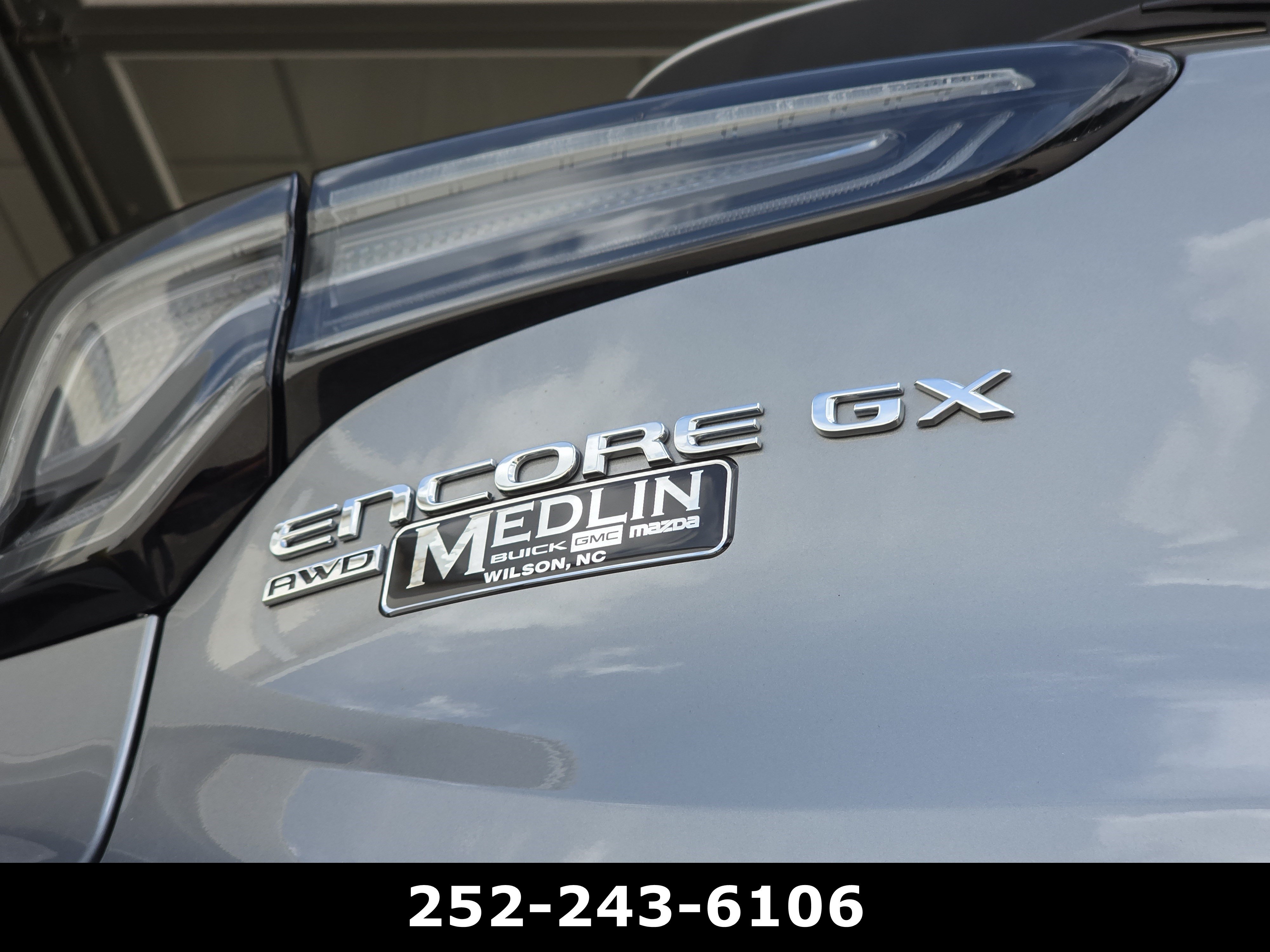 Used 2025 Buick Encore GX Avenir w/ Avenir Technology Package AWD/4WD image 43