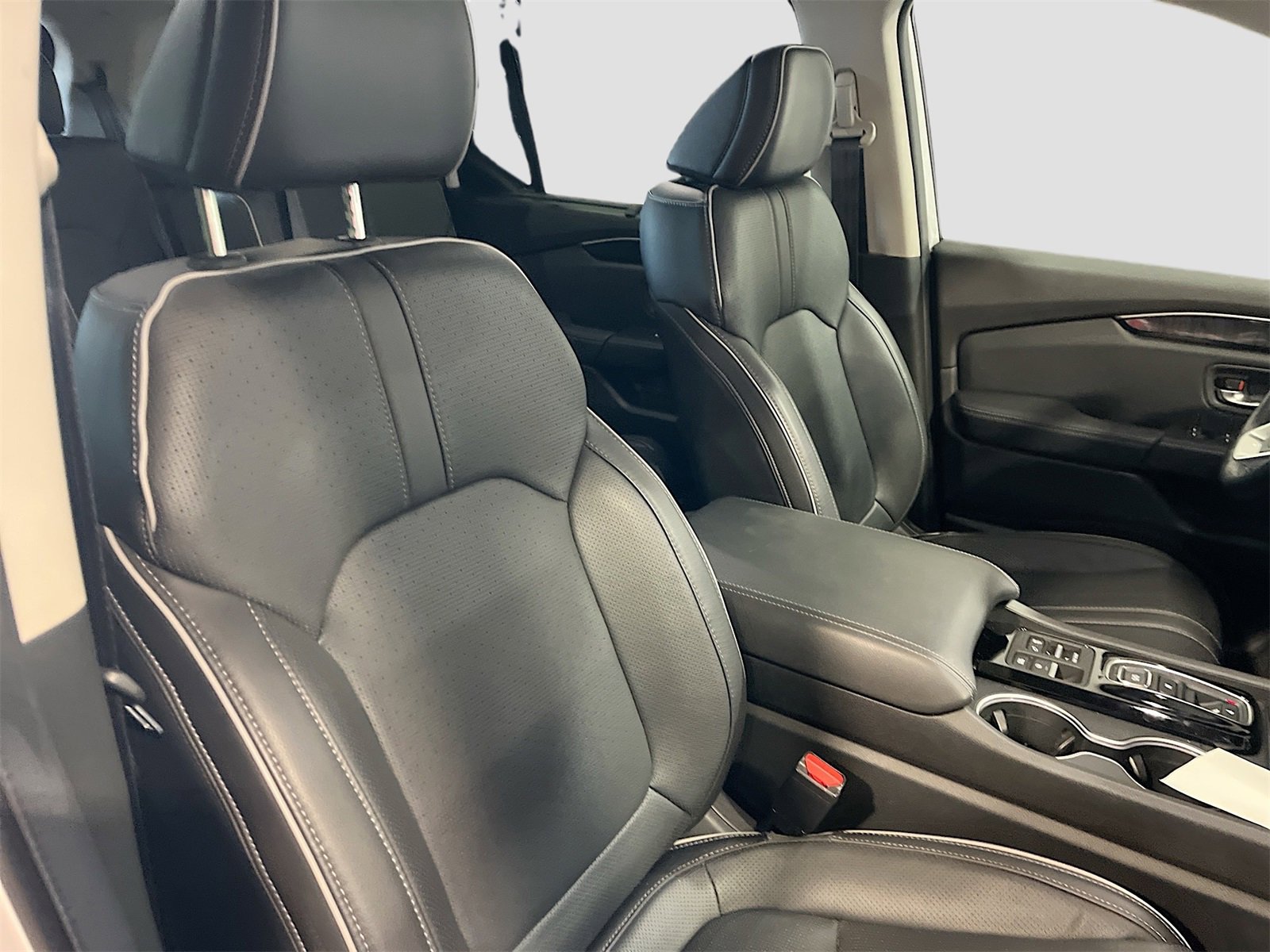 Used 2024 Honda Pilot Elite image 31