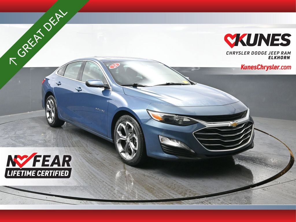 Used 2024 Chevrolet Malibu LT image 1