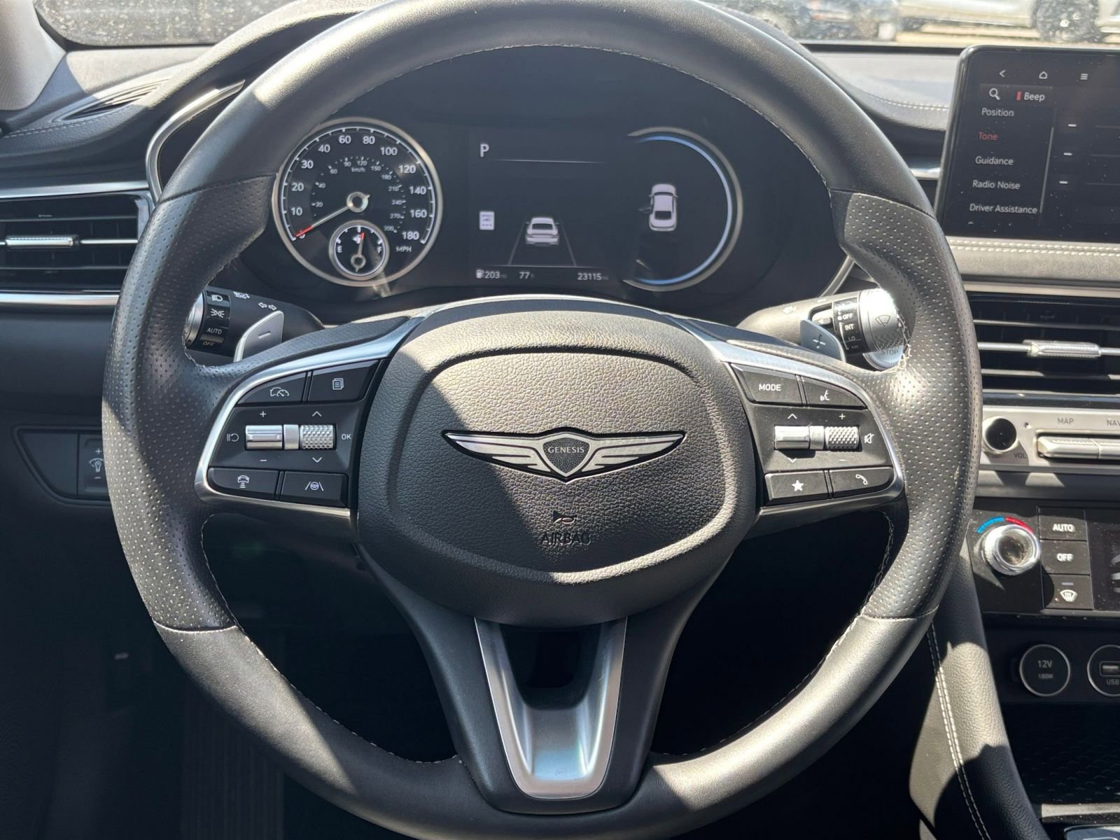 Used 2025 Genesis G70 2.5T AWD/4WD image 27