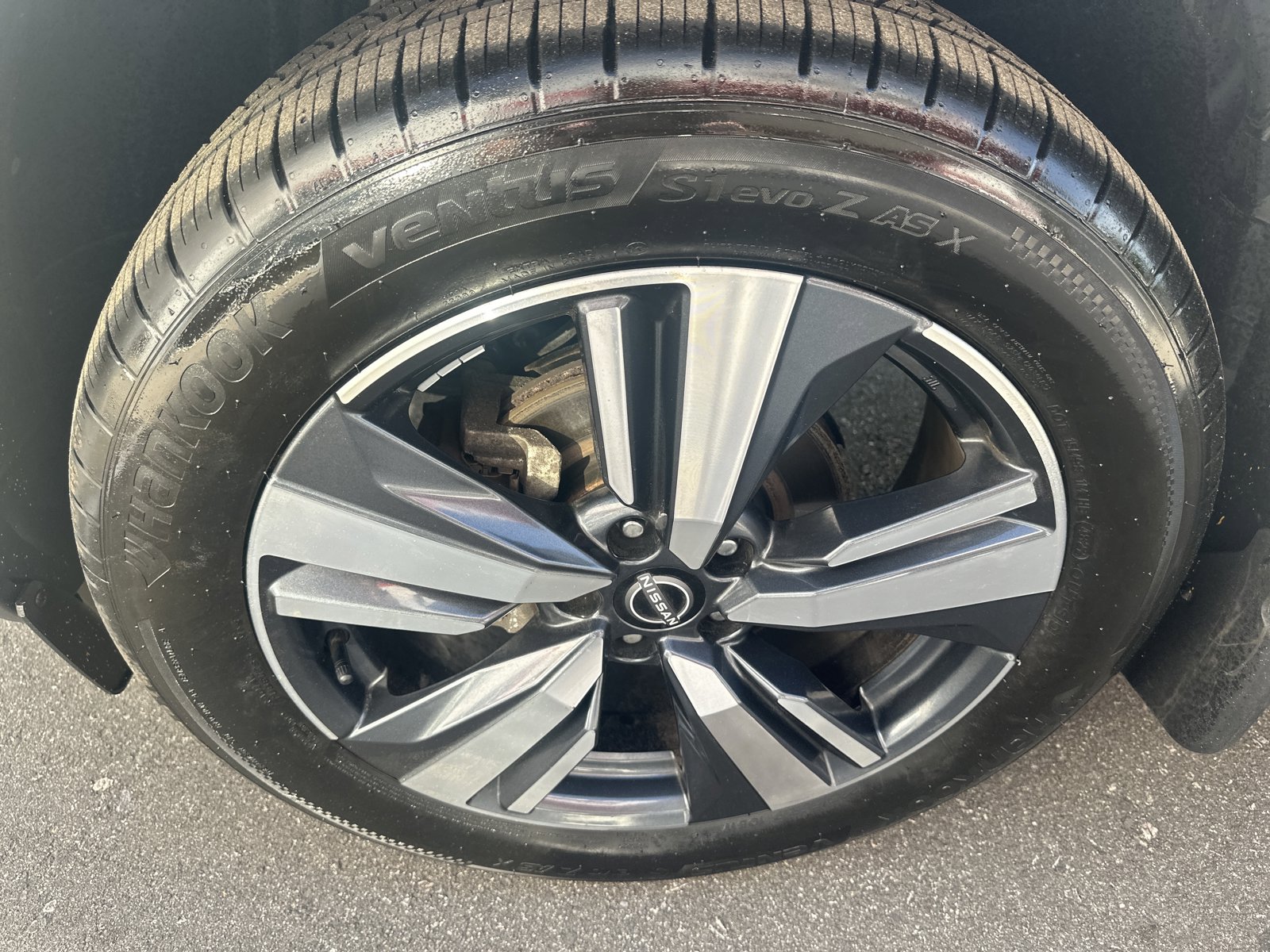 Used 2023 Nissan Rogue SL AWD/4WD image 37