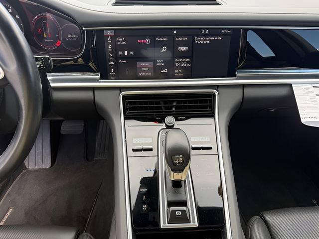 Used 2018 Porsche Panamera 4 AWD/4WD image 24