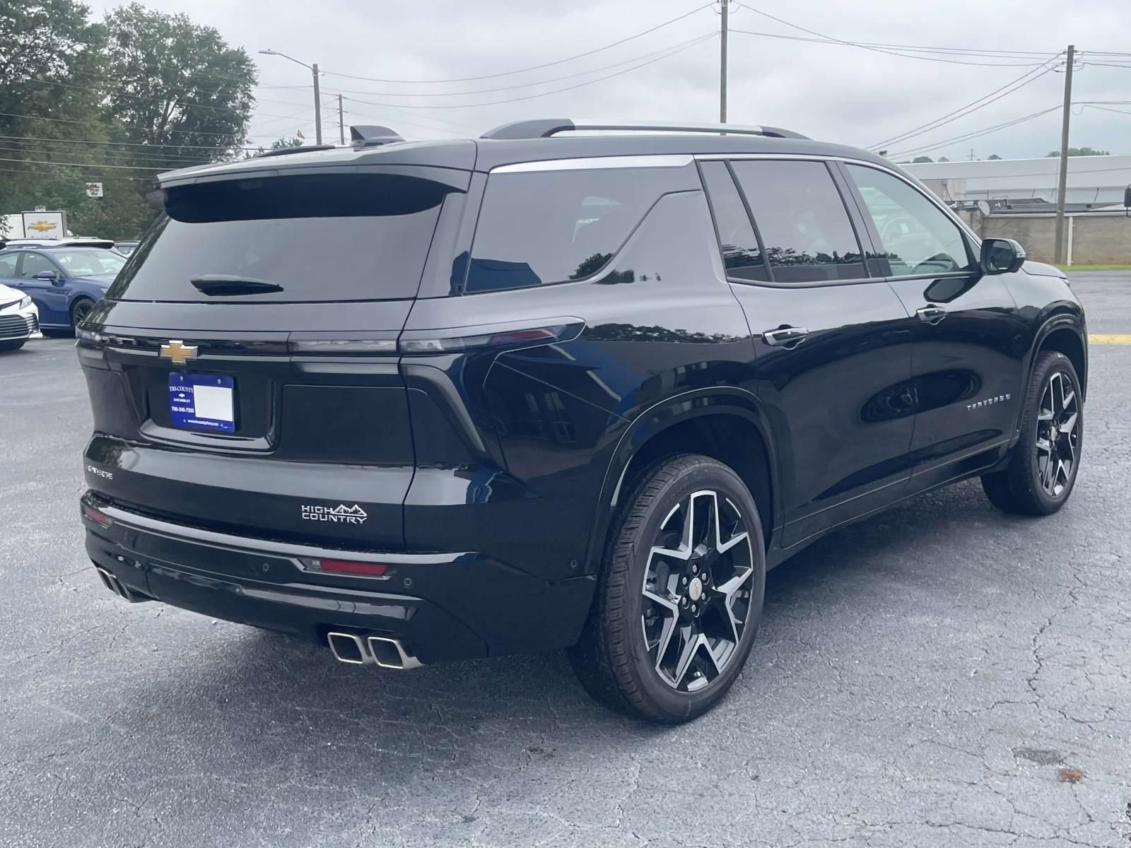 New 2026 Chevrolet Traverse High Country image 3