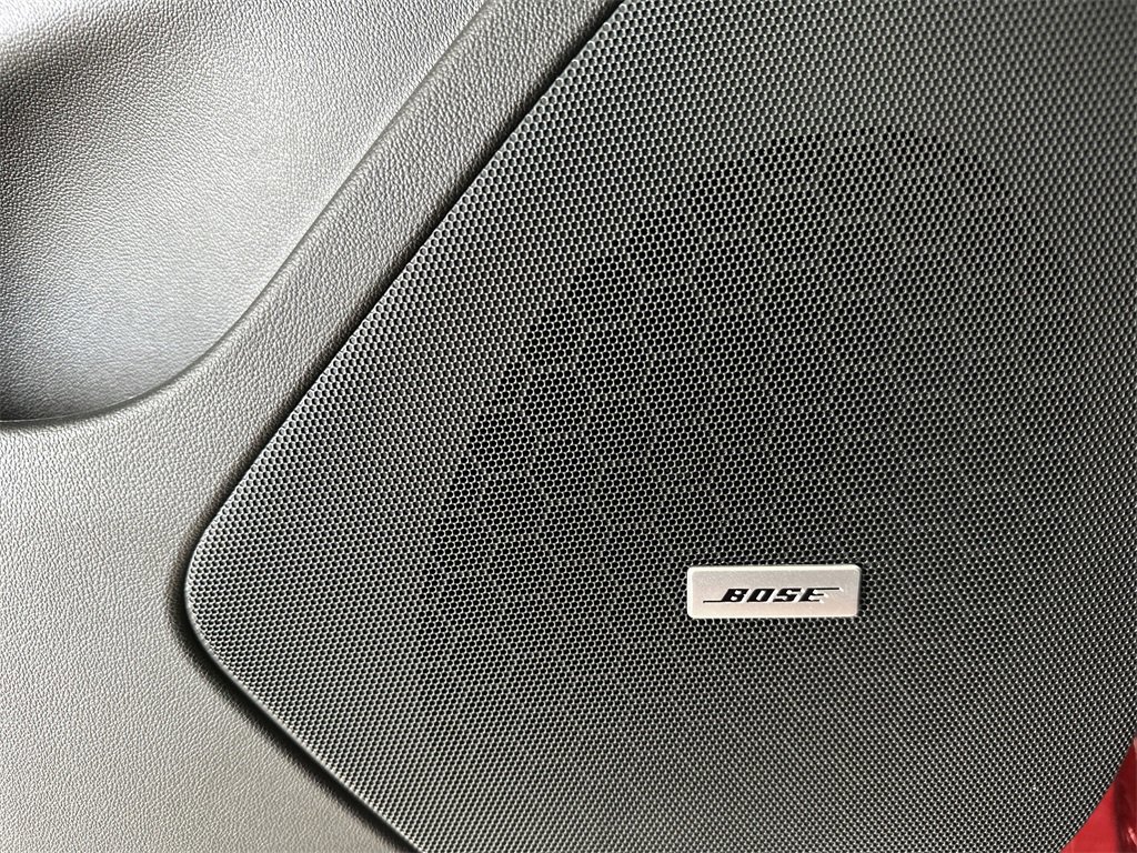 New 2025 Cadillac XT5 Luxury image 10