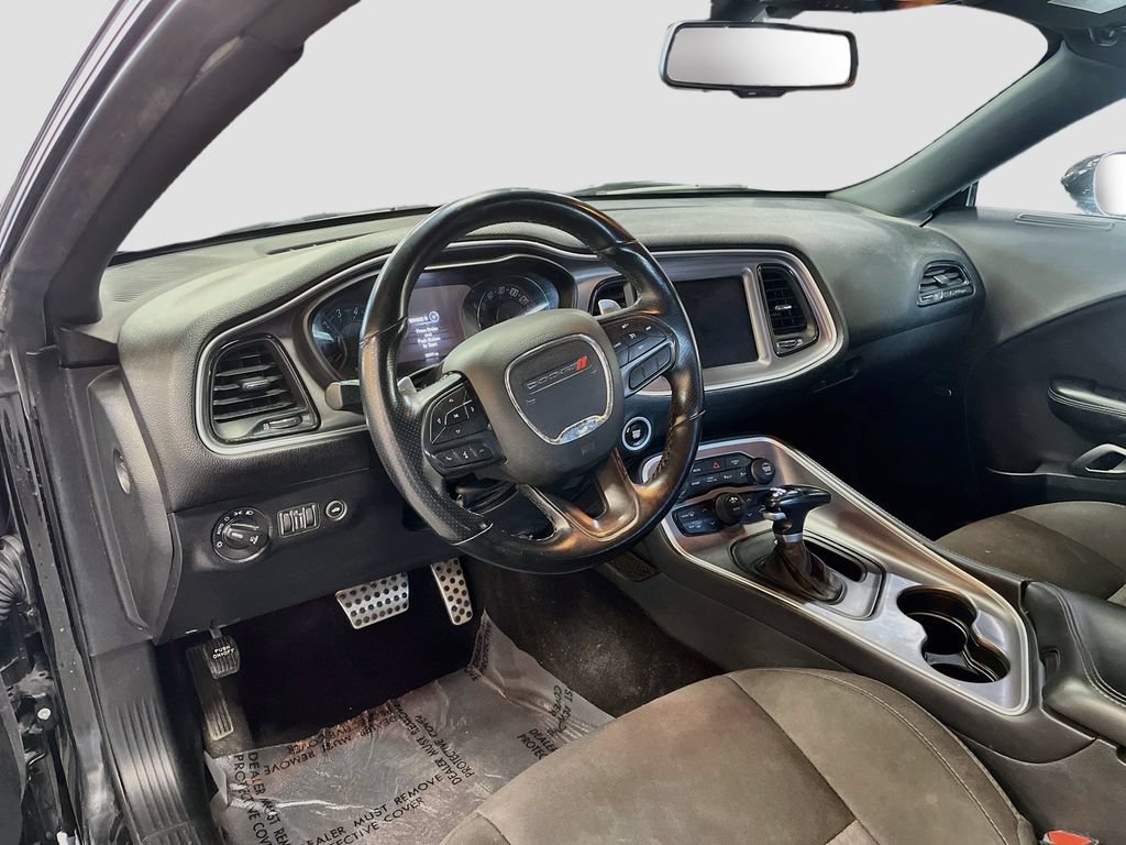 Used 2020 Dodge Challenger R/T w/ Blacktop Package RWD image 9