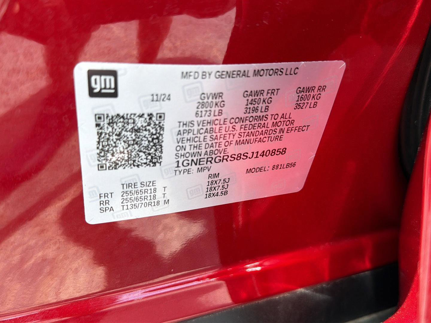 Used 2025 Chevrolet Traverse LT FWD image 42