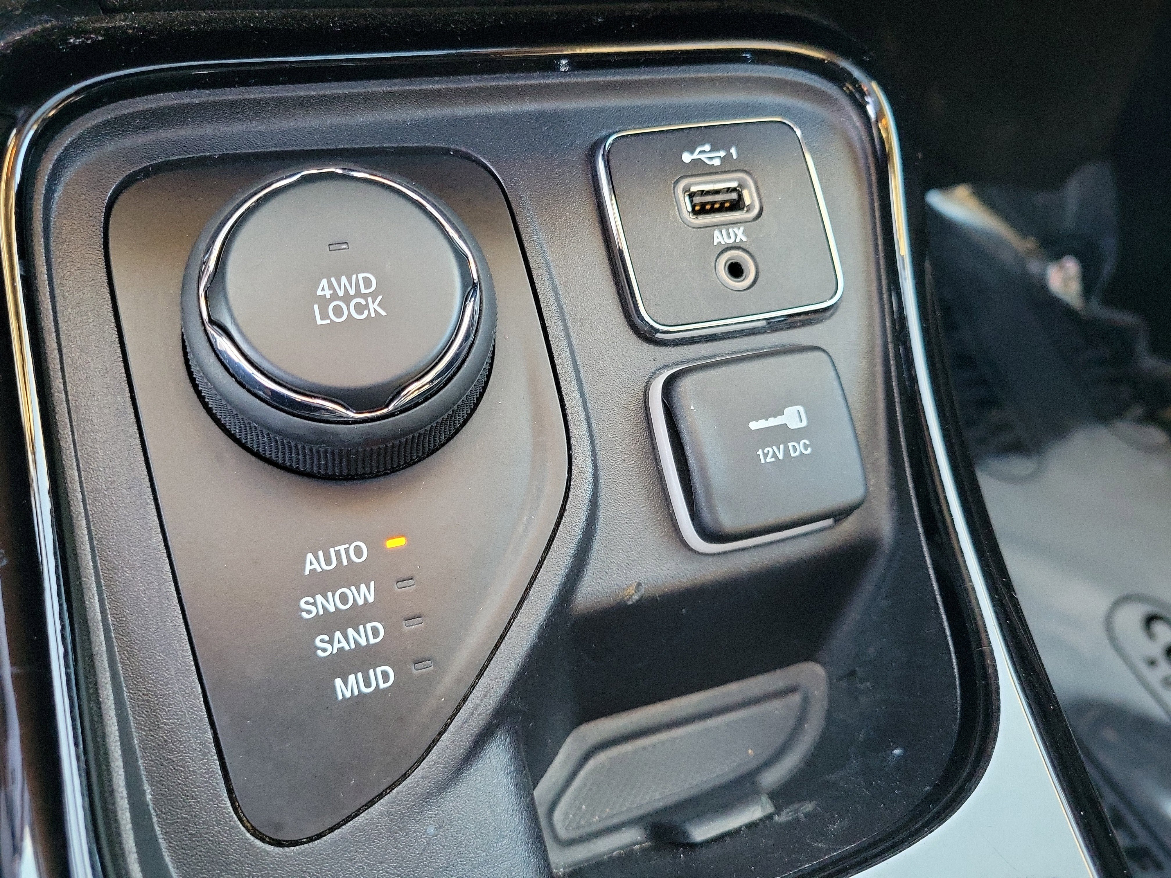 Used 2019 Jeep Compass Altitude image 30