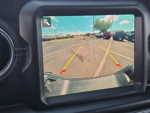 Used 2022 Jeep Gladiator Overland w/ Popular Equipment Package AWD/4WD image 19